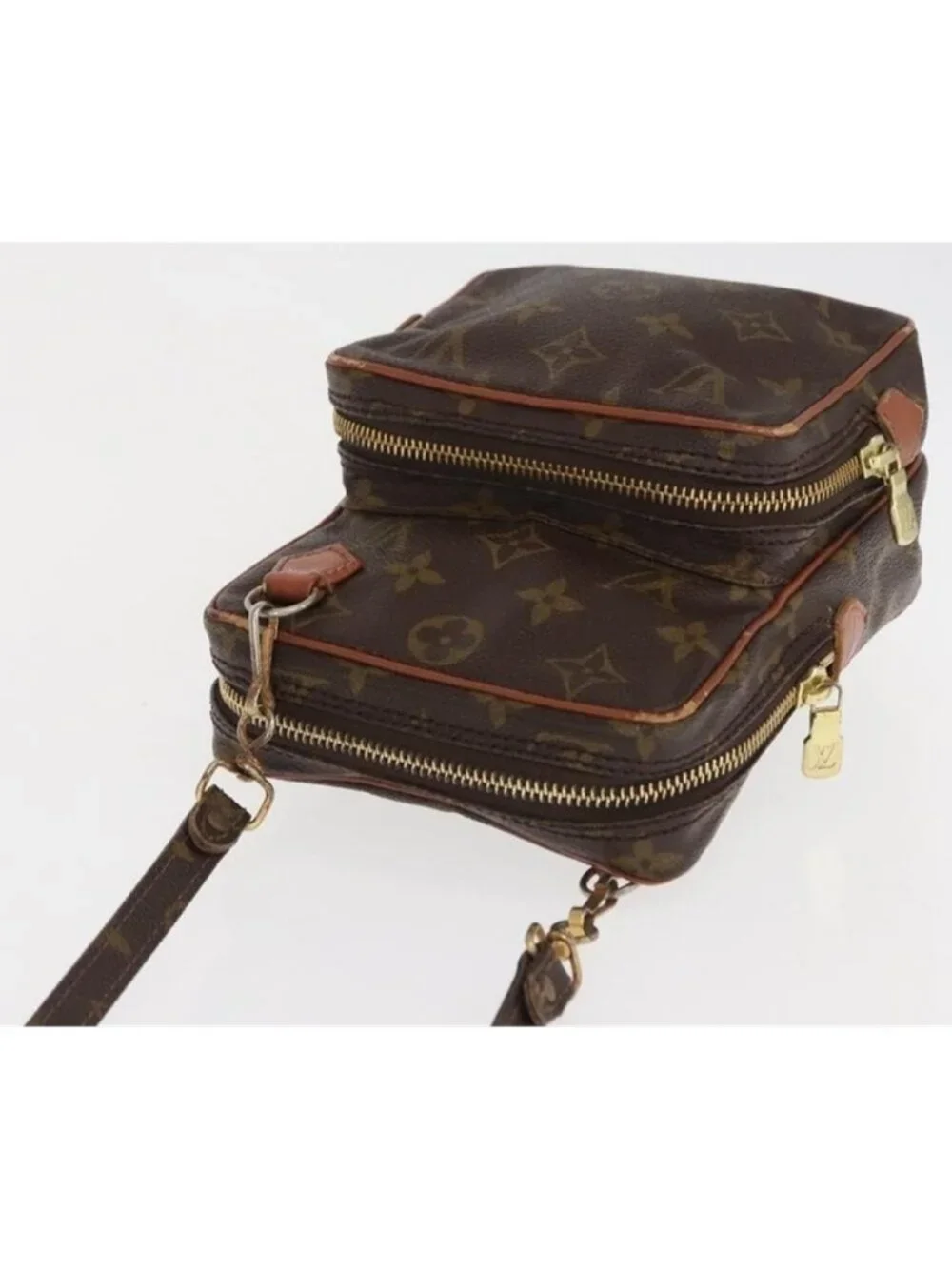 Louis Vuitton pre owned